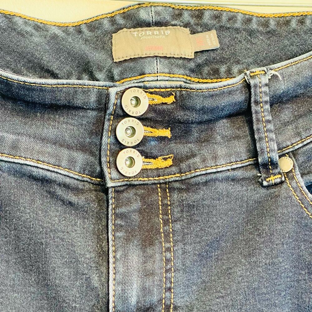 Torrid High Rise Jegging Size 18 - Picture 7 of 7